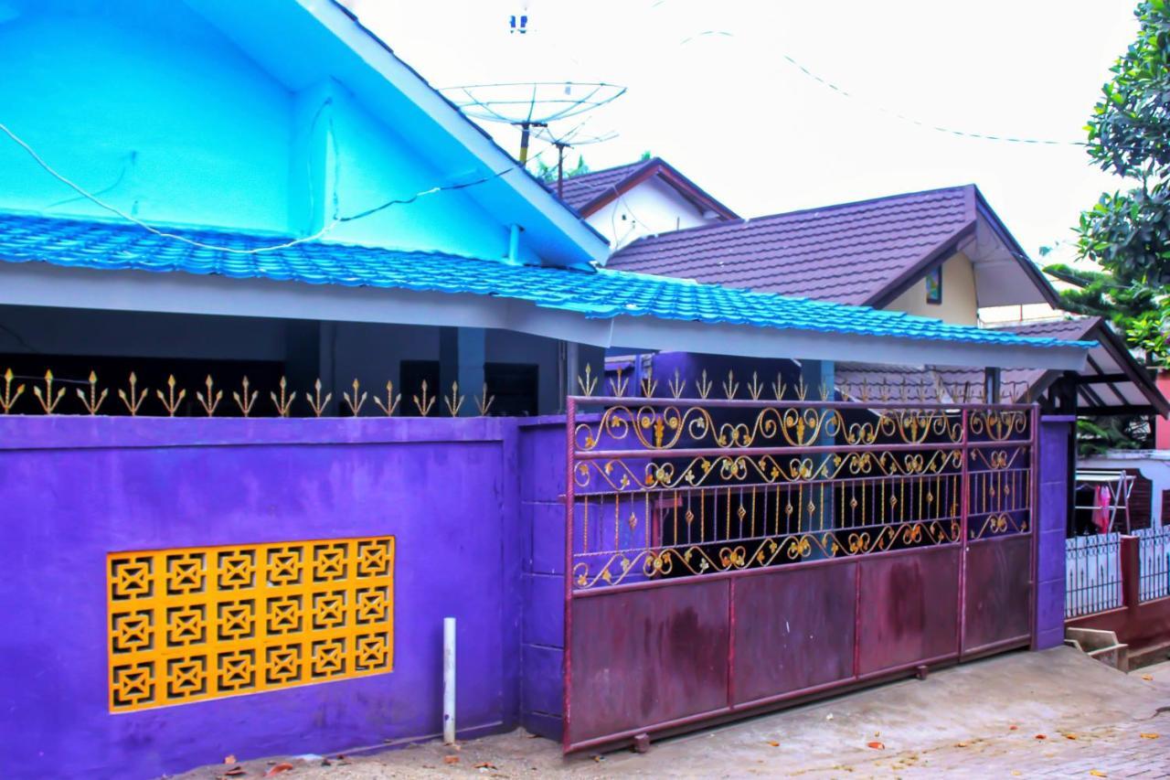 Kj Purple House Senggigi Apartment Bagian luar foto